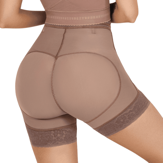 Divine Short